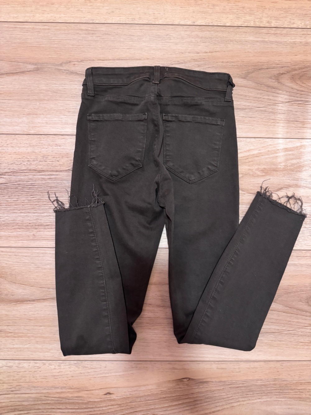 L’AGENCE Margot High Rise Skinny Jeans Army Green Fray Ankle Hem Size 23 - Picture 7 of 7